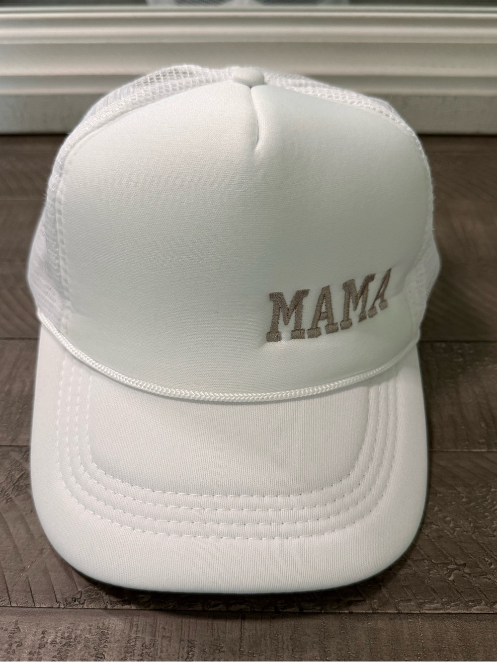 White 'MAMA' Trucker Hat
